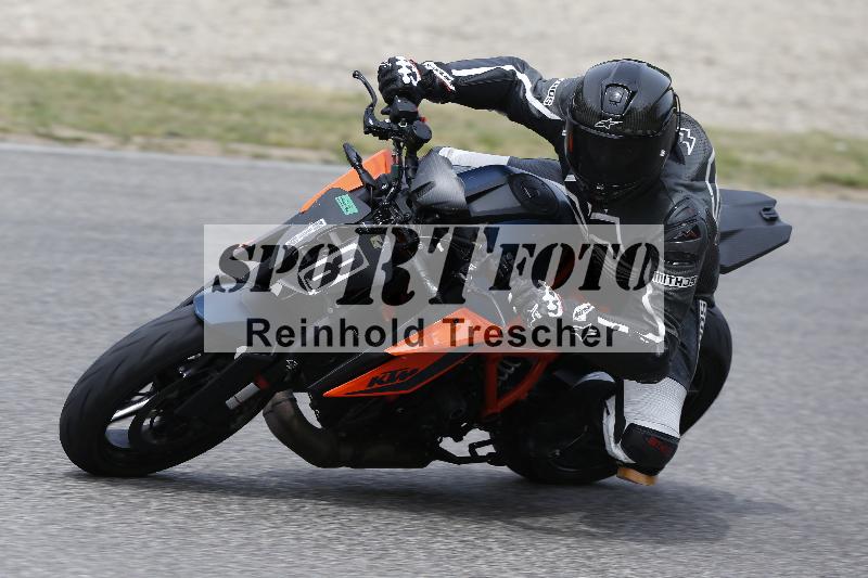 /11 28.04.2026  PROMAX ADR/Gruppe gruen/8